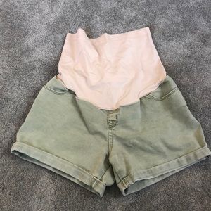 Olive Maternity Short